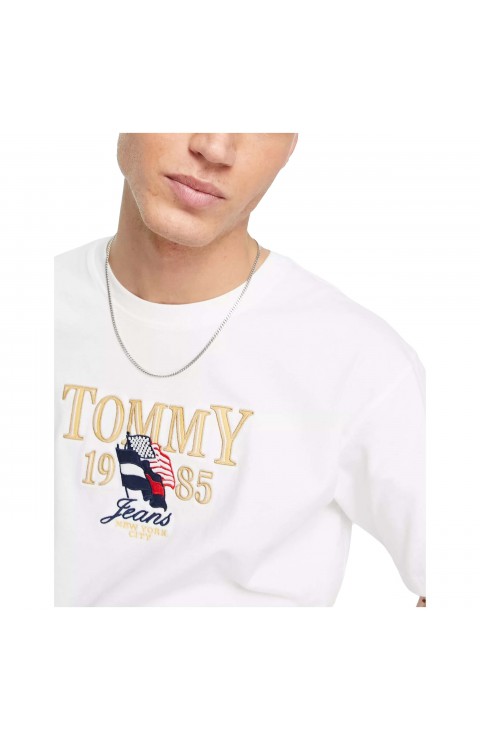 Camiseta Tommy Jeans Tjm Rlxd Tj Luxe Chest Logo Tee